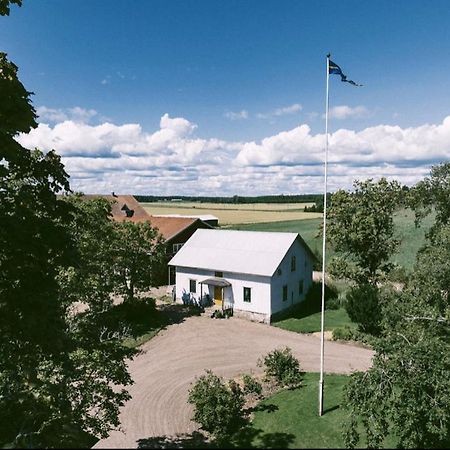 Snaellfaell Country Living - Akerbo Gard Charmigt Renoverad Flygel 克里斯蒂娜港 外观 照片